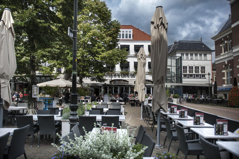 Exterior & Views 2, Hotel et le Café de Paris, Apeldoorn