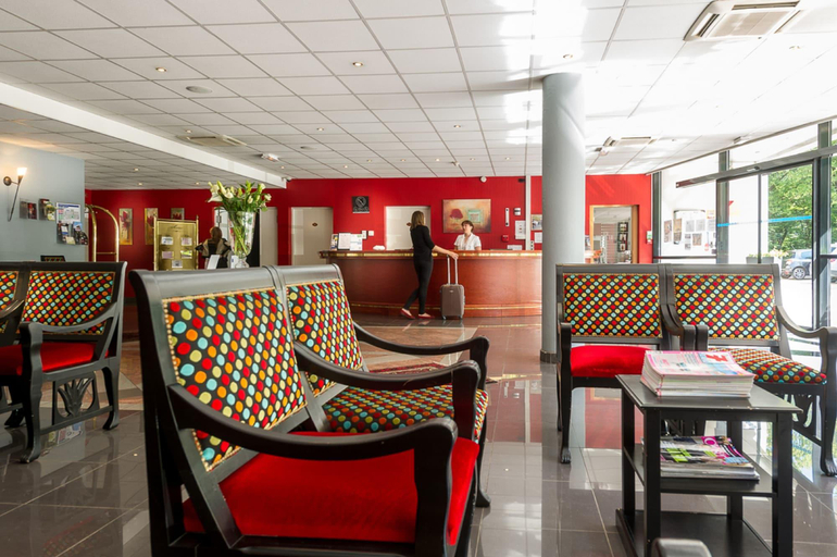Public Area 2, Hôtel Marso, Moselle