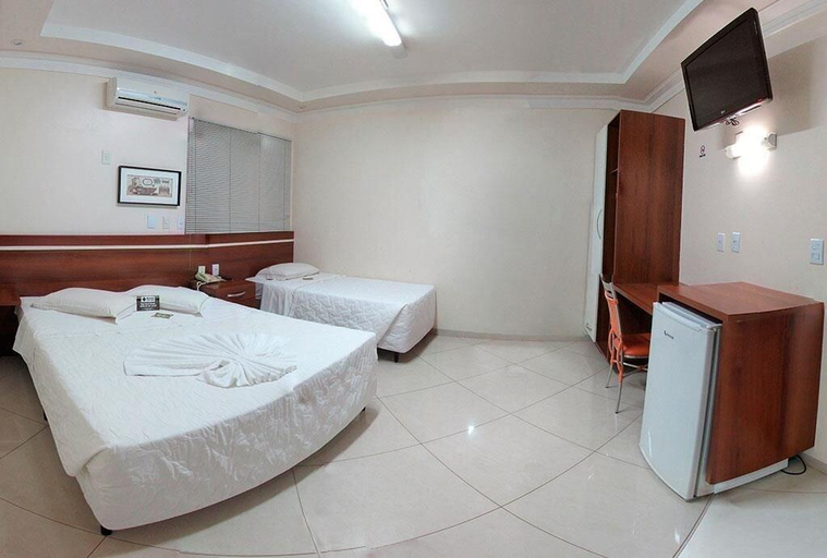 Bathroom, Dourados Center Hotel, Dourados