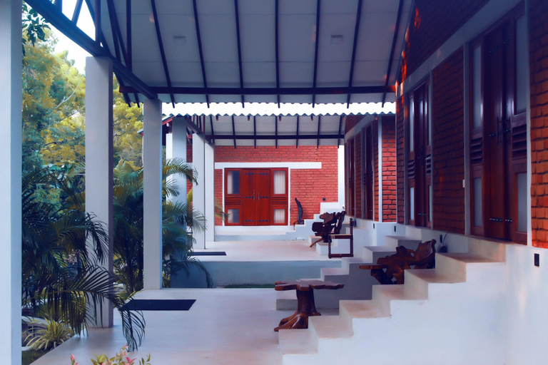Public Area, Hotel Viverra, Hingurakgoda