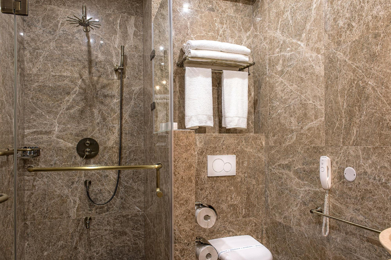 Bathroom 5, Villa Plaza Boutique Hotel & Spa, Prešov