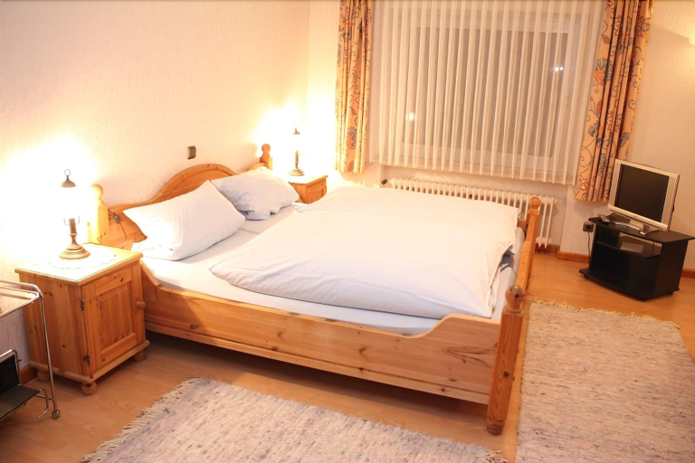 Bedroom 3, Zum Lindenbaum, Olpe