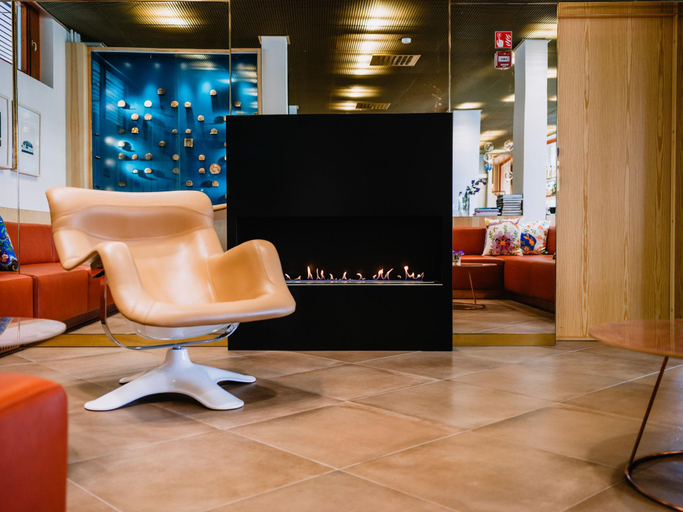 Public Area, Hotel Hanasaari, Uusimaa