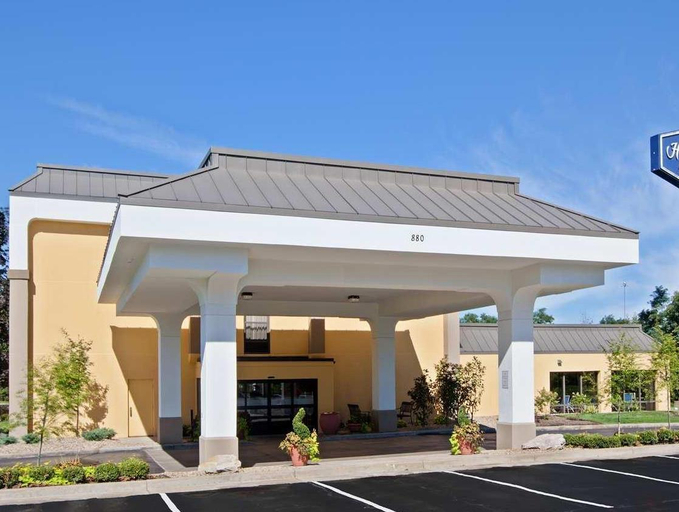 Exterior & Views 2, Hampton Inn by Hilton Youngstown-West I-80, Mahoning