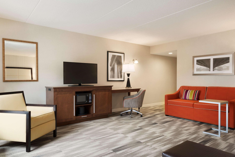 Public Area 2, Hampton Inn Lehighton-Jim Thorpe, Carbon