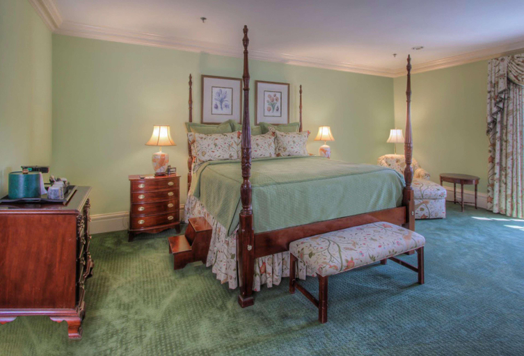 Bedroom 3, The Founders Inn and Spa, Tapestry Collection, Virginia Beach