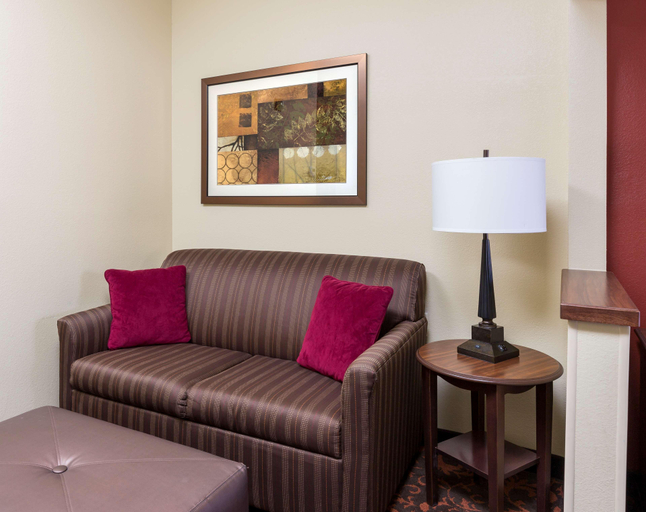 Public Area 2, Hampton Inn Shawnee, Pottawatomie