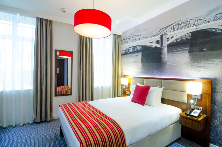 Bedroom 2, Seraphine Hammersmith, London
