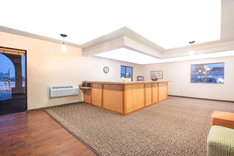 Public Area 2, Baymont by Wyndham Spearfish, Lawrence
