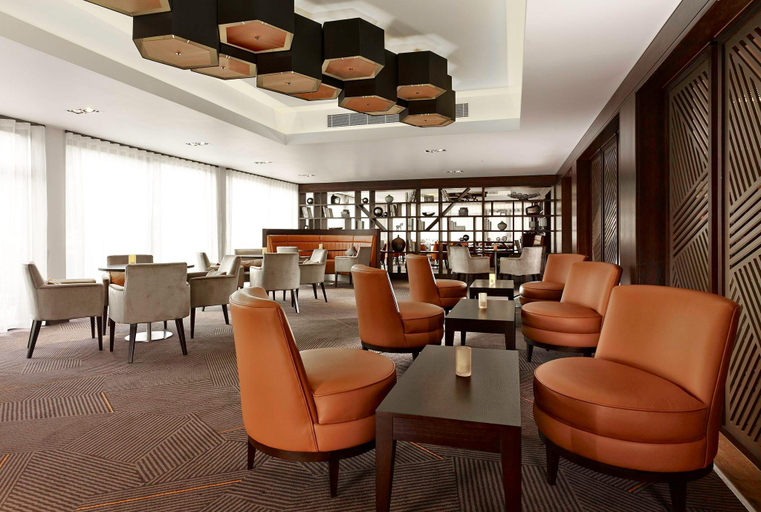 Public Area 3, DoubleTree by Hilton London - Ealing Hotel, London