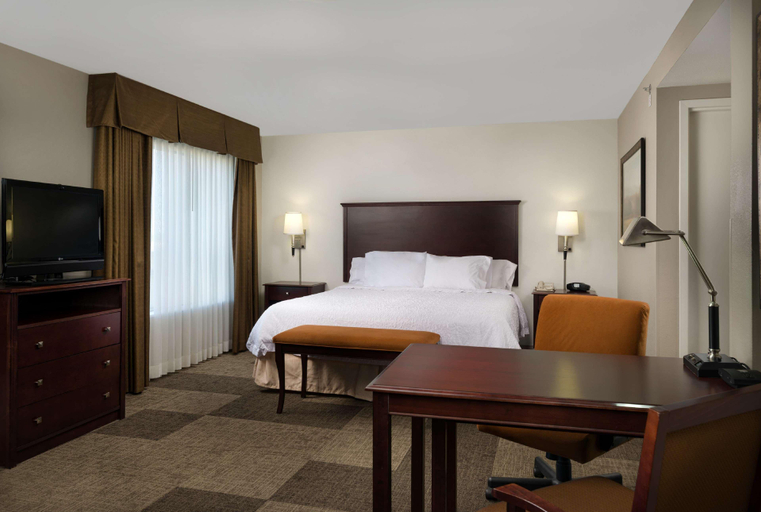 Bedroom 3, Hampton Inn & Suites Altus, Jackson