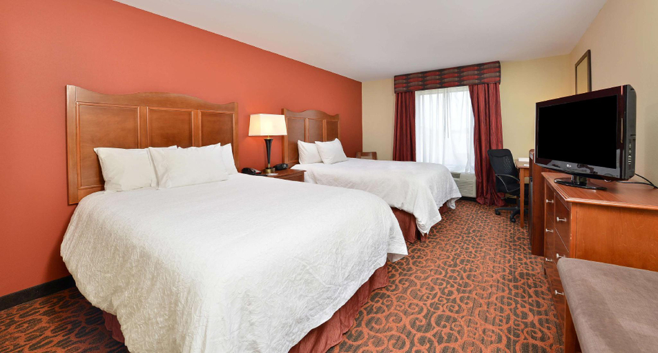 Bedroom 3, Hampton Inn Ottumwa, Wapello