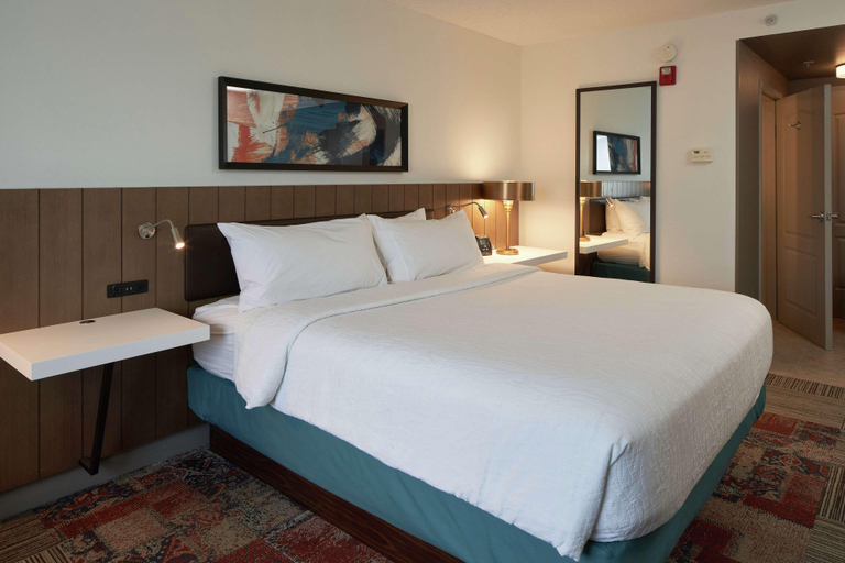 Bedroom 3, Hilton Garden Inn Evansville, Vanderburgh
