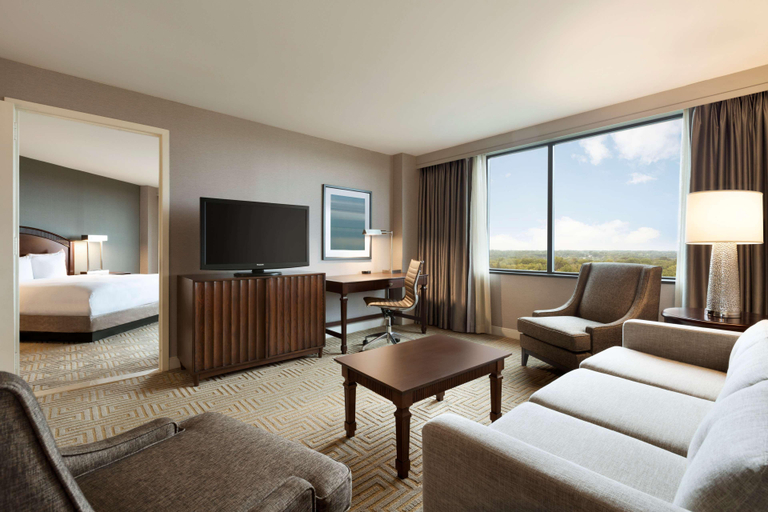 Bedroom 3, Hilton East Brunswick Hotel & Executive Meeting, Middlesex