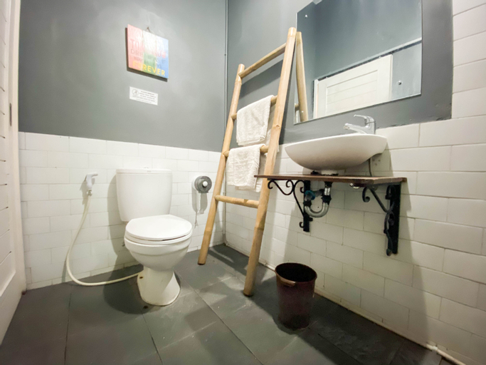 Bathroom 5