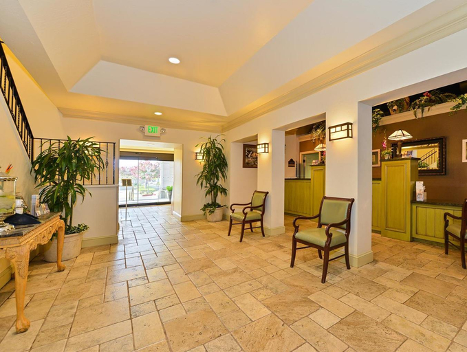 Public Area 2, Lions Gate Hotel, Sacramento