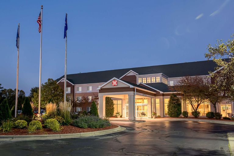 Exterior & Views 1, Hilton Garden Inn Oshkosh, Winnebago