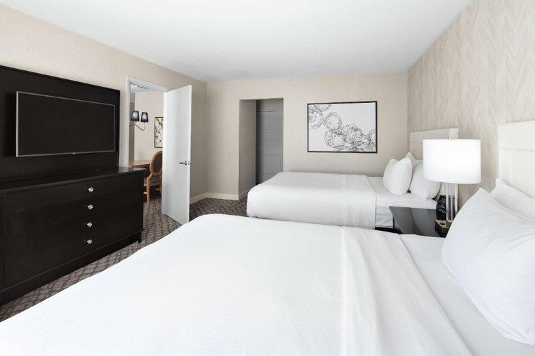 Bedroom 3, DoubleTree Suites by Hilton Charlotte - SouthPark, Mecklenburg