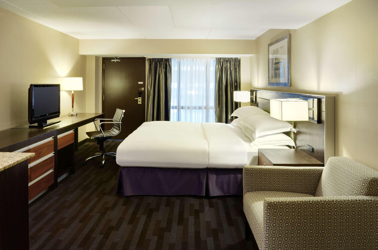 Bedroom 3, Hilton Suites Winnipeg Airport, Division No. 11
