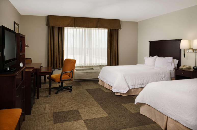 Bedroom 3, Hampton Inn & Suites Altus, Jackson