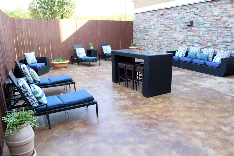 Public Area 3, Hampton Inn & Suites Mount Pleasant, Titus