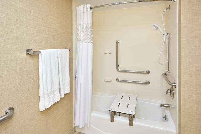 Bathroom 3, Hampton Inn Peoria-East At The River Boat Crossing, Tazewell