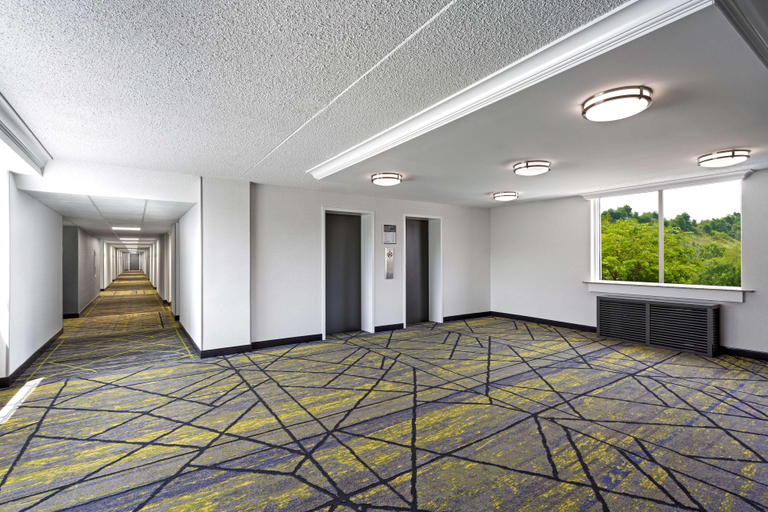 Public Area 4, DoubleTree by Hilton Pittsburgh-Meadow Lands, Washington