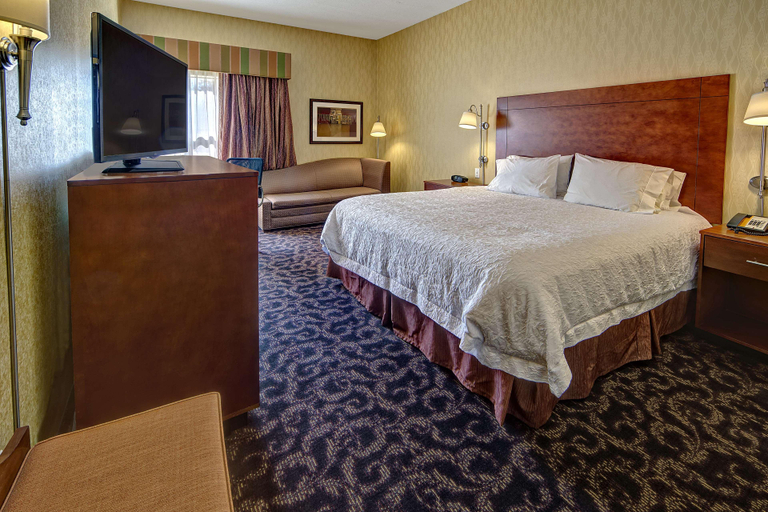 Bedroom 3, Hampton Inn Indianapolis-SW/Plainfield , Hendricks