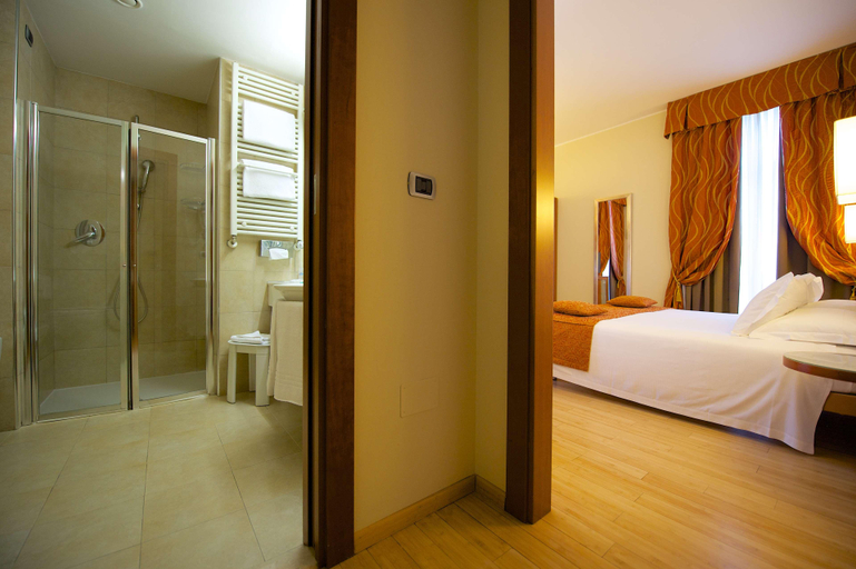 Bedroom 2, Best Western Crystal Palace Hotel, Torino