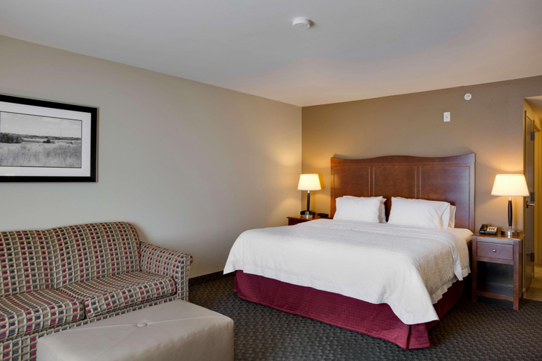 Bedroom 3, Hampton Inn Chickasha, Grady