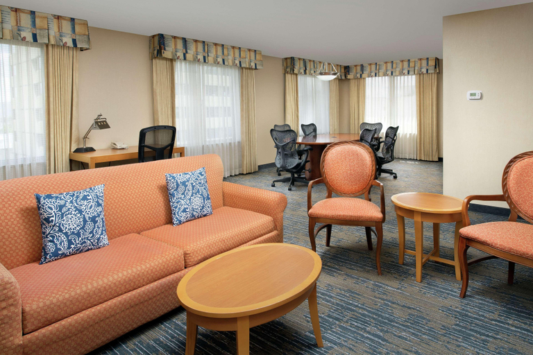 Public Area 2, Hilton Garden Inn Yakima Downtown, Yakima