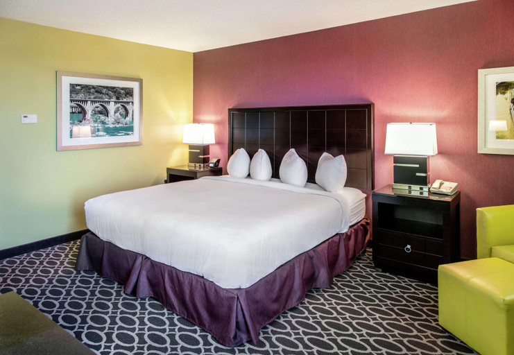 Bedroom 3, DoubleTree By Hilton Richmond-Midlothian, Chesterfield