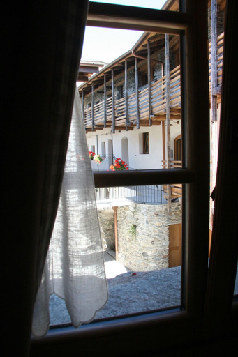 Public Area 3, Ostello Del Castello Tirano, Sondrio