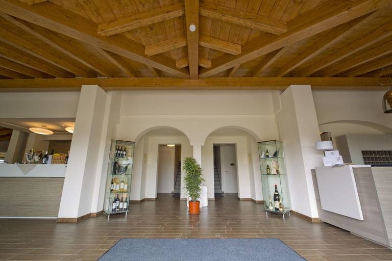 Public Area 2, Villa Carolina Resort, Alessandria