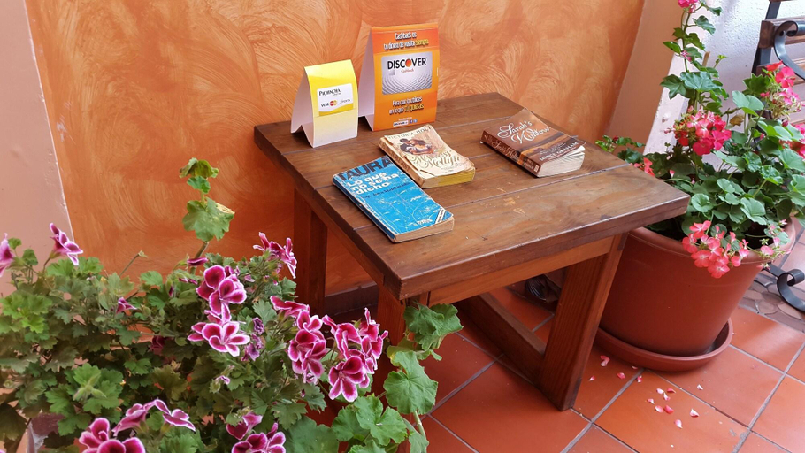 Public Area 3, Rincon Familiar Hostel Boutique, Quito