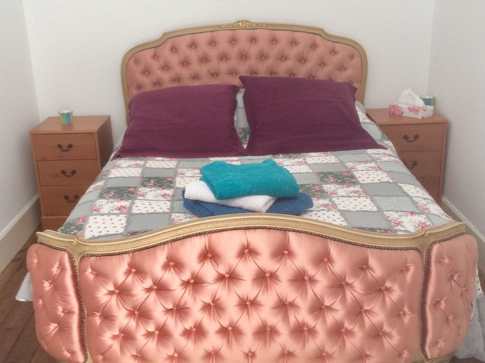 Bedroom 4, Hôtel de France et de Russie, Dordogne