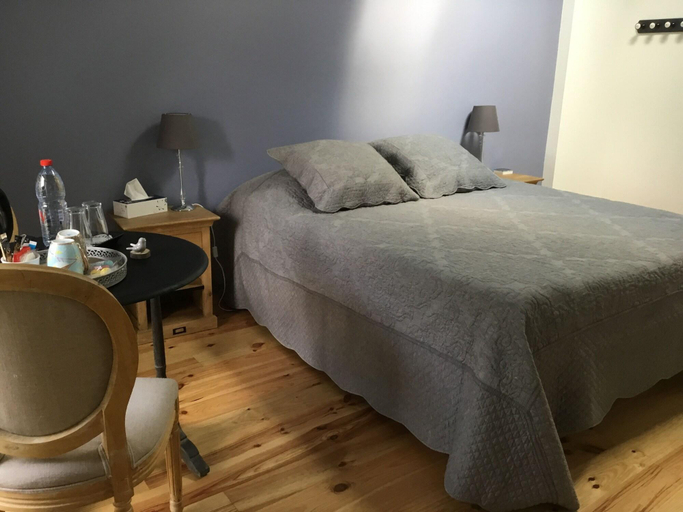 Bedroom 2, Les chambres d'hotes Les Délices de Lavoûte, Haute-Loire