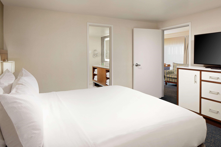 Bedroom 3, DoubleTree by Hilton South Bend, Saint Joseph