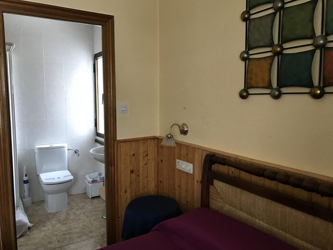 Bathroom 4, Hostal Puerto, Madrid