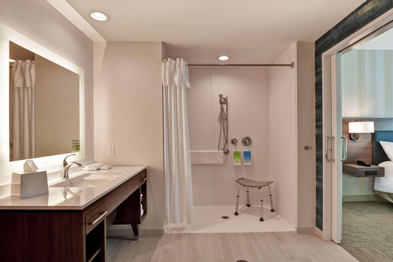 Bathroom 3, Home2 Suites By Hilton Bettendorf Quad Cities, Scott