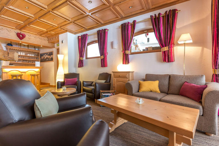 Public Area 2, Hotel L'Oustalet, Haute-Savoie