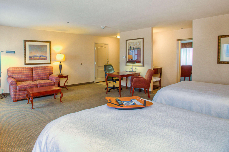 Public Area 2, Hampton Inn & Suites Mountain Home, Elmore