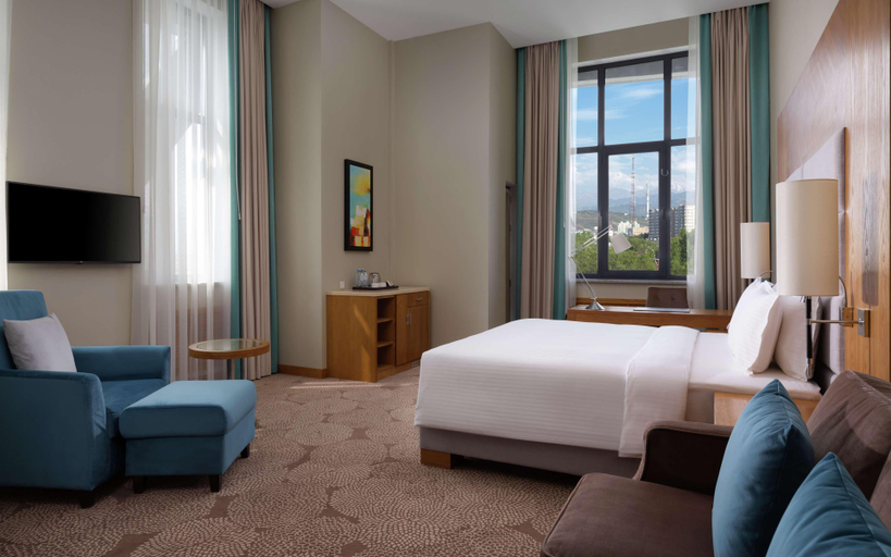 Bedroom 3, Doubletree By Hilton Almaty, Almaty