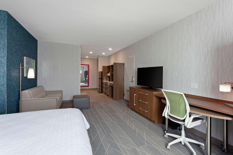 Bedroom 3, Home2 Suites by Hilton Temecula, Riverside