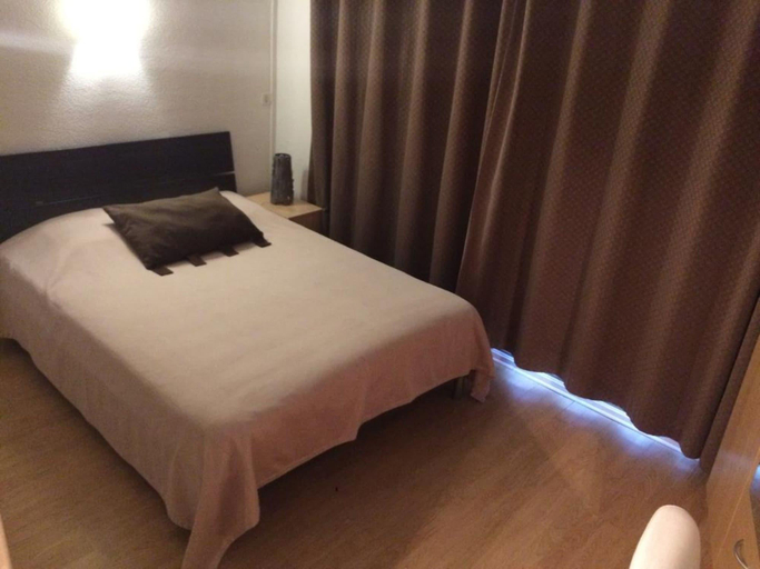 Bedroom 2, Hôtel De La Poste, Seine-Maritime