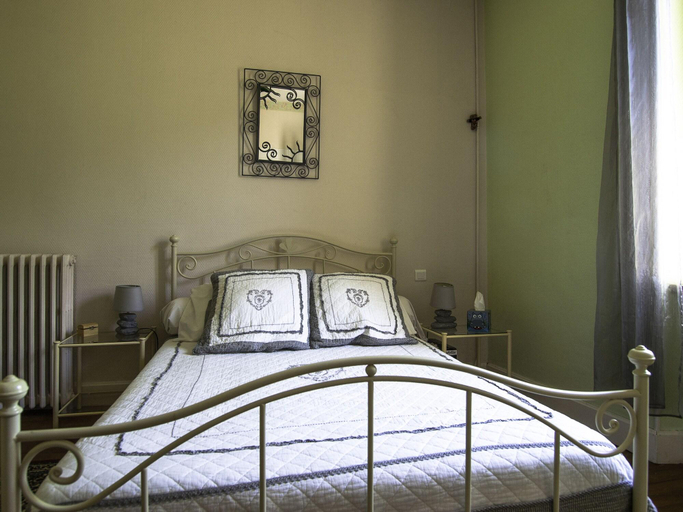 Bedroom 3, Au Petit Verger, Aude