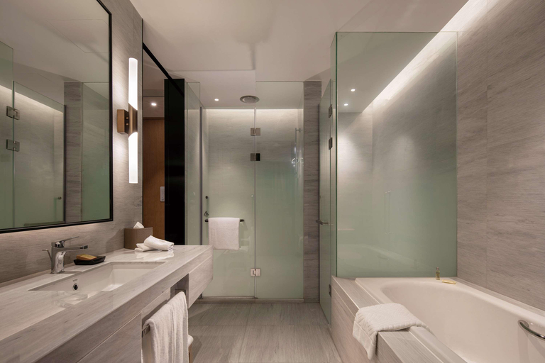 Bathroom 4, Suzhou Wujiang Grand Kingtown Hotel, Suzhou