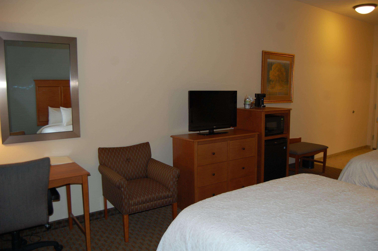 Bedroom 3, Hampton Inn Sidney, NE, Cheyenne