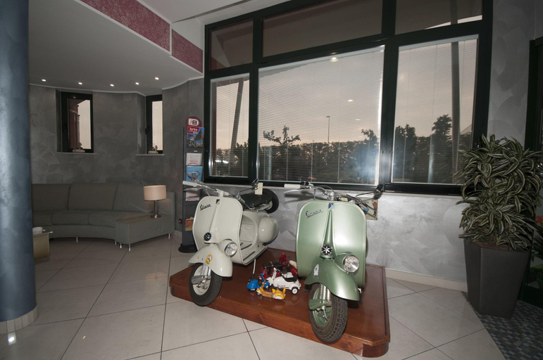 Public Area 2, Brindor Hotel, Torino