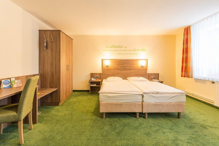 Bedroom 3, Schützenhof Ahlerstedt, Stade